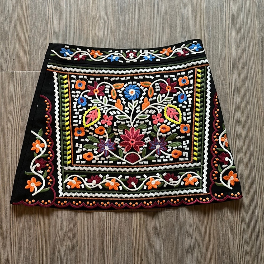 Lulus Don't Stop the Party Black Embroidered Mini Skirt - Size M